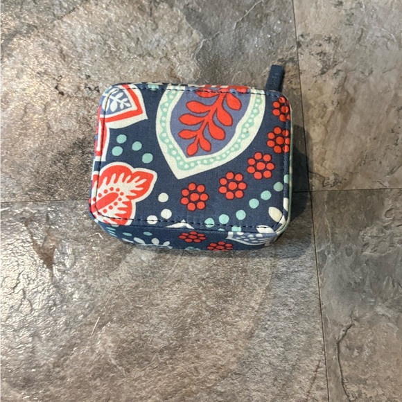 Vera Bradley Travel Pill Container with Insert in Nomadic Floral Pattern - Picture 3 of 3